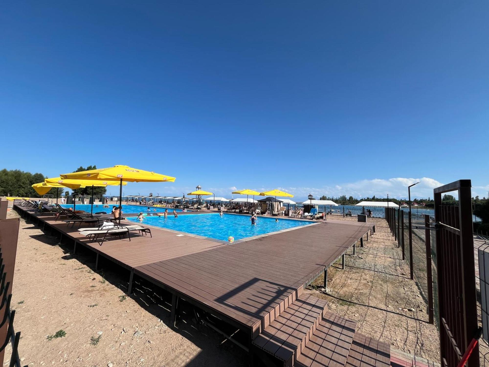Deluxe Royal Beach Chok-Tal ภายนอก รูปภาพ